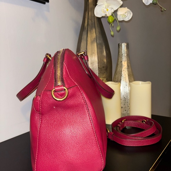 Marc Jacobs Red Satchel with Gold Chain - Picture 5 of 8